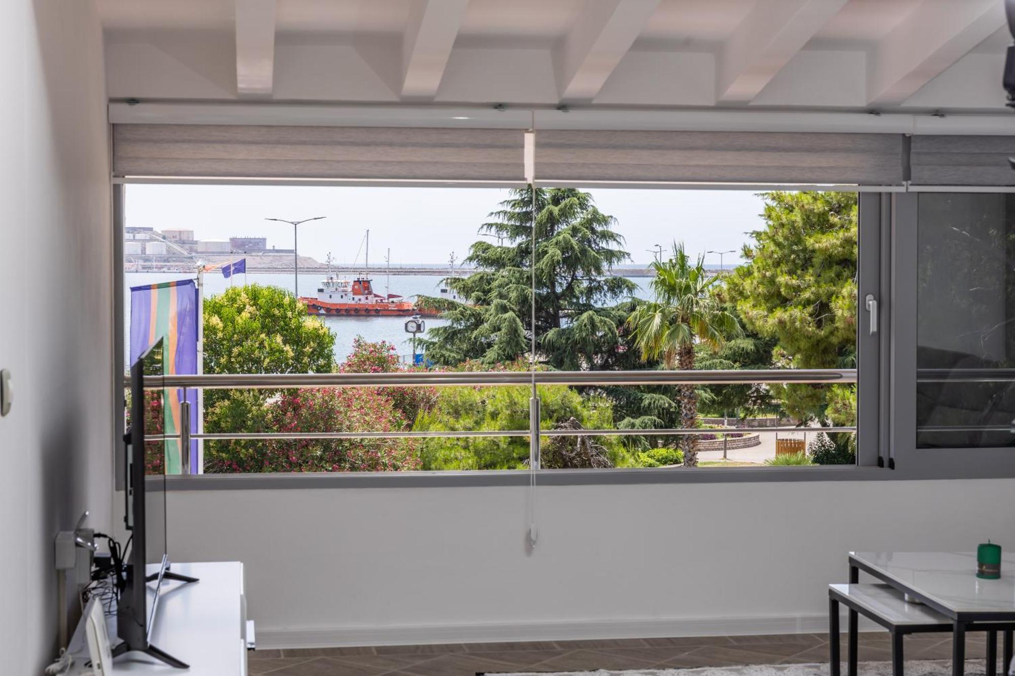 Sunset Marina Apartment Bar Exterior foto